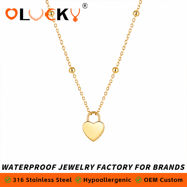 Engraved-Small-Heart-Pendant-Necklace01